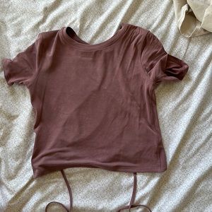 COPY - Lululemon fitted tie back crop tee
